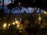 vergr&ouml;&szlig;ern &middot; enlarge &middot; agrandi