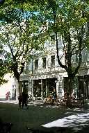 Zur Galerie &middot; Enter gallery