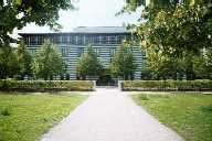 vergr&ouml;&szlig;ern � enlarge � agrandi